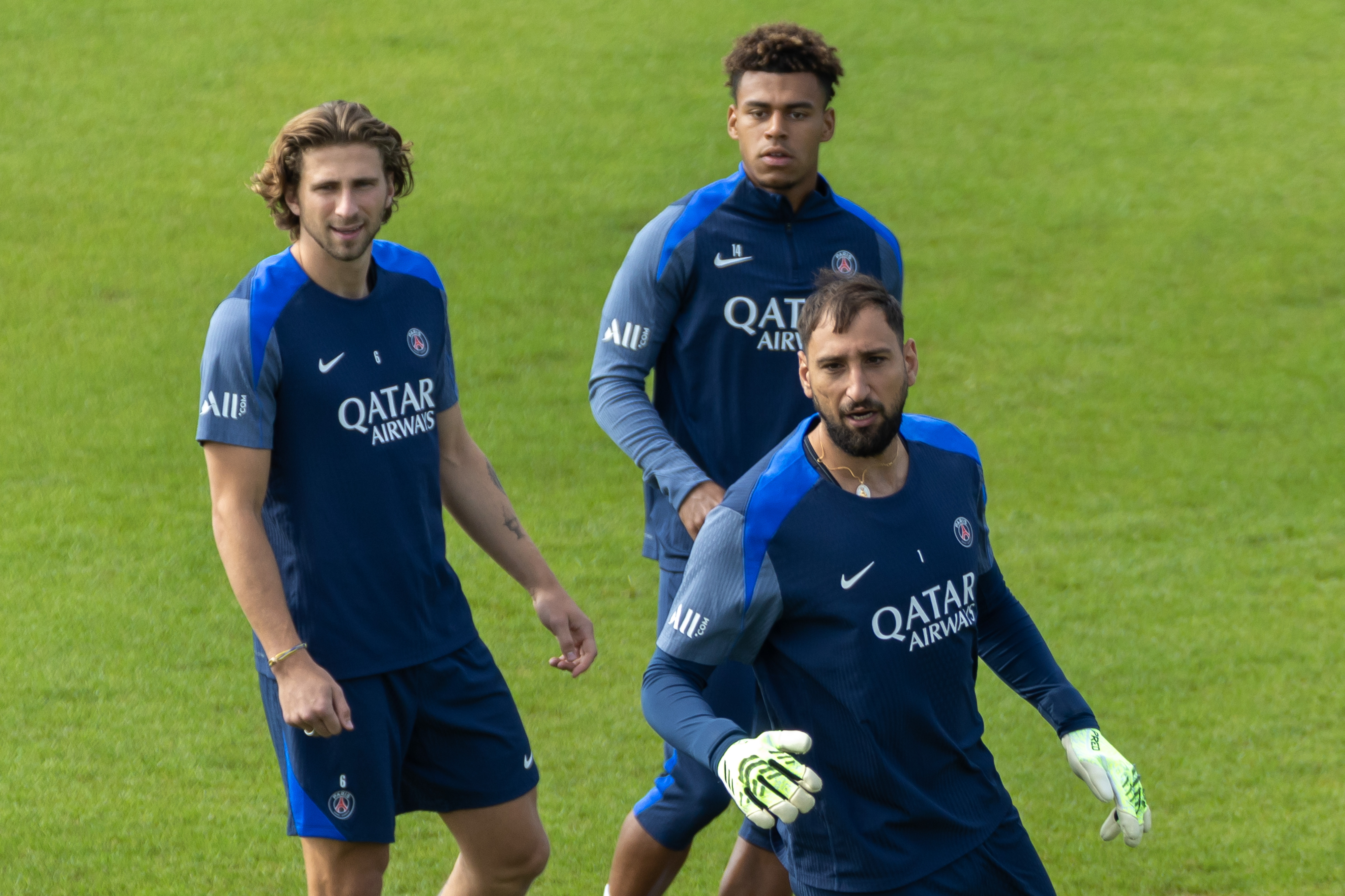 关于巴黎圣日耳曼发布备战花絮，加时末段迎来里程碑，法甲任务艰巨，轮换策略成焦点的信息-九游app下载