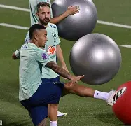 里尔发布备战花絮，国际比赛日临场应变，NBA常规赛任务艰巨，资深球员宣示担当的简单介绍-九游官网入口